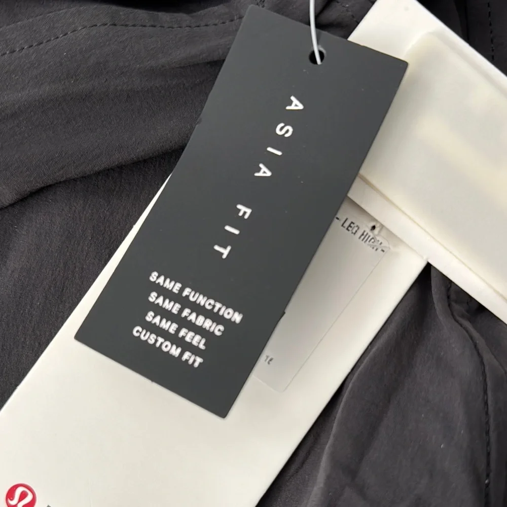 Lululemon Womeńs Stretch Woven Wide-Leg High-Rise Pant - Picture 5 of 5